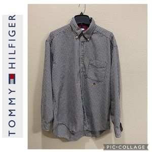 🔴 Tommy Hilfiger plaid white and black long sleeve shirt size XL